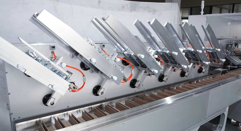 jch200 high-speed cartoning machine, view 3