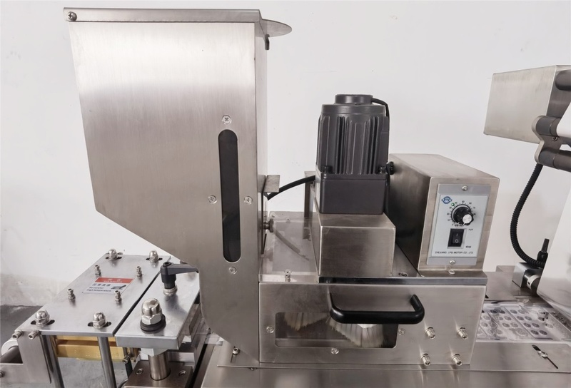 JCP100 blister packing machine, view 5