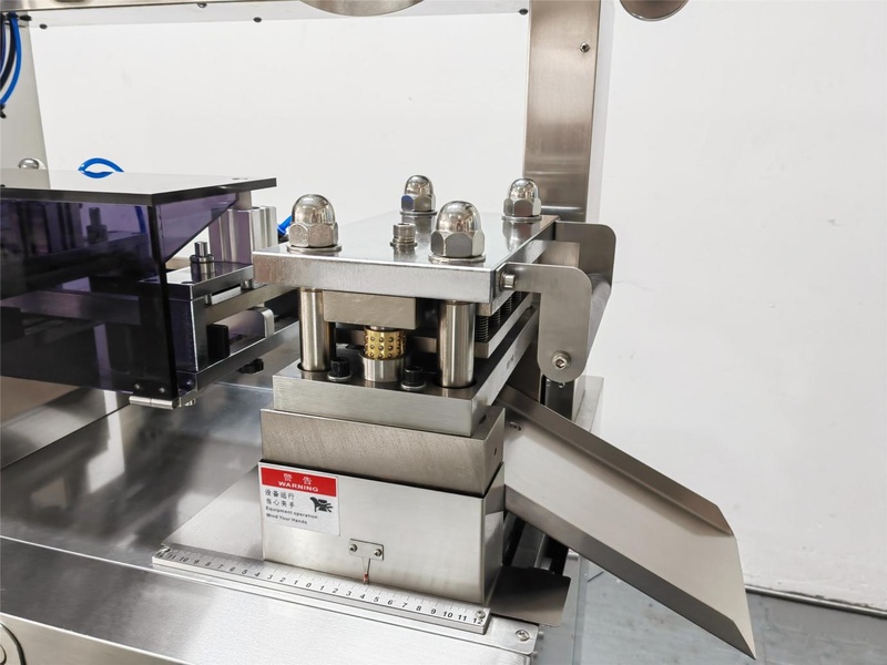 JCP180 blister packing machine, view 11