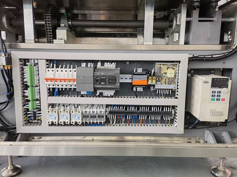 JCP180 blister packing machine, view 12