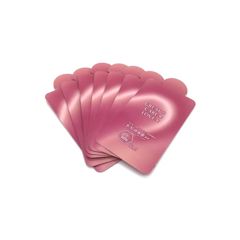 Shampoo sachet bag produced by a piston filler